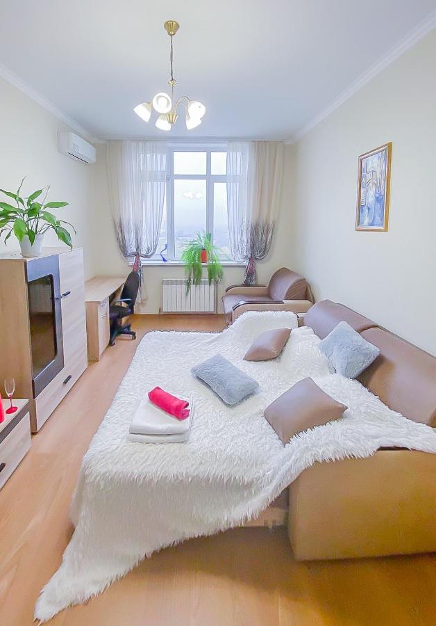 Rent Kiev Apartment 2 Min Metro Chernihivska Eksteriør bilde